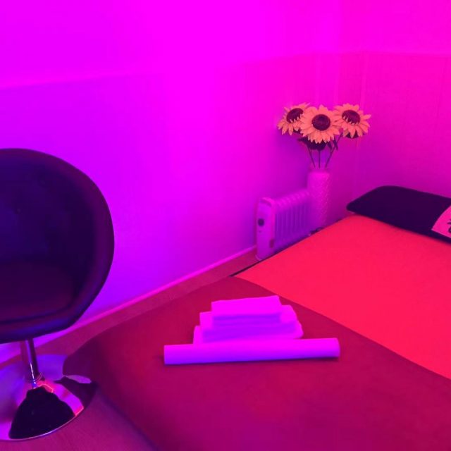https://www.374massatge.com/wp-content/uploads/2025/07/local-3-640x640.jpg